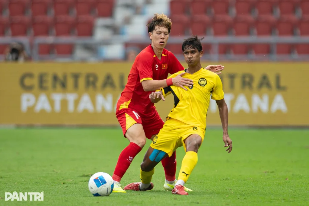 Báo Malaysia nêu sai lầm khiến đội nhà mất vé dự Asiad về tay U23 Việt Nam